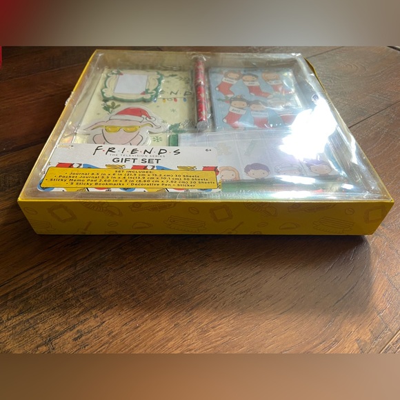 Friends Gift Set - Picture 9 of 9